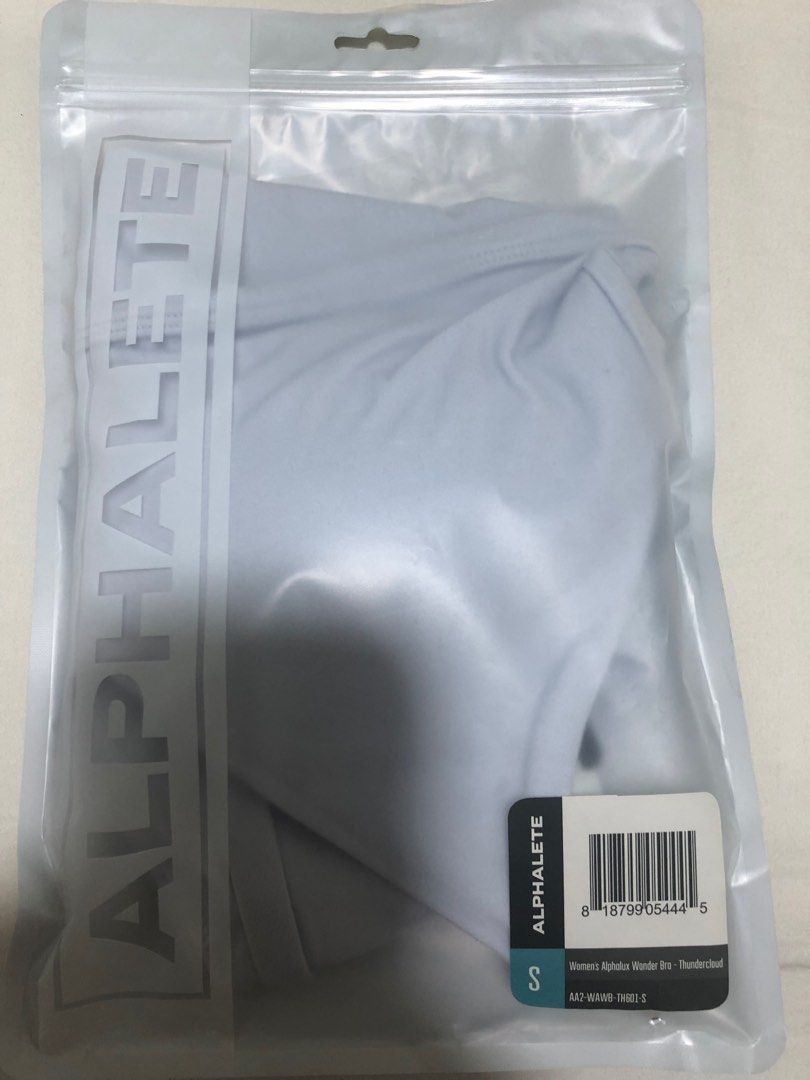 Alphalete alphalux wonder bra size S, 女裝, 運動服裝- Carousell