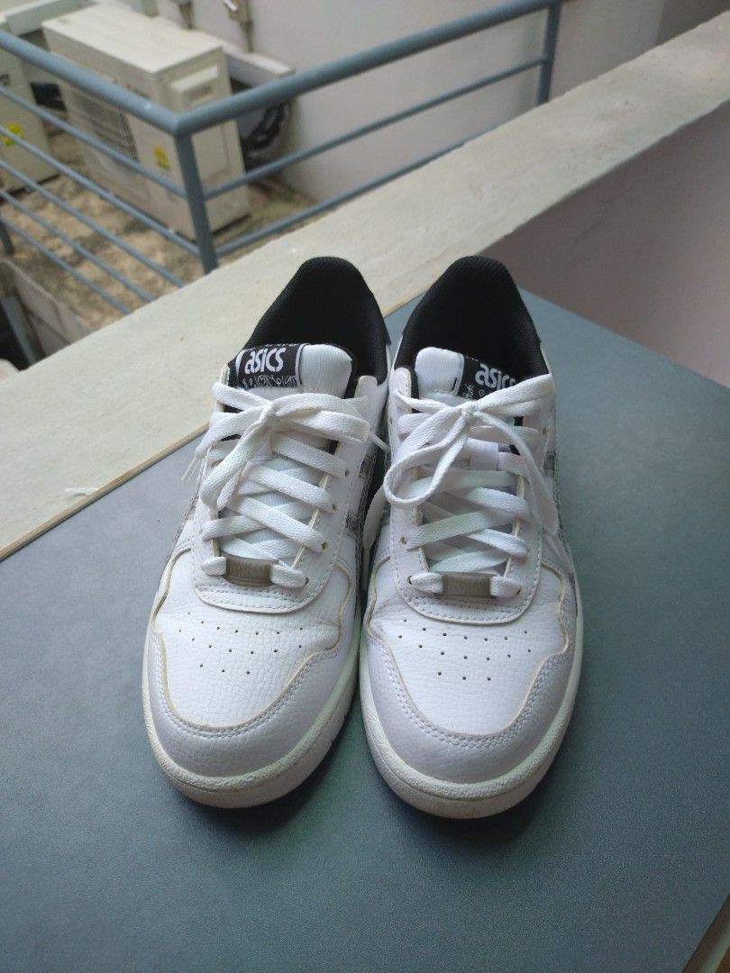 Asics continental store
