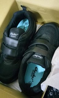 (Category: ) located in . Submitted by lelong_lelong87 (Listing ID 1271094983, Image 1). Description: .