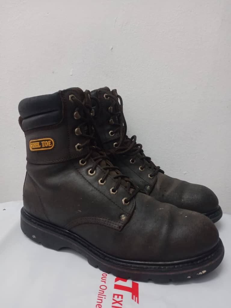 BRAHMA STEEL TOE Men s Fashion Footwear Boots on Carousell