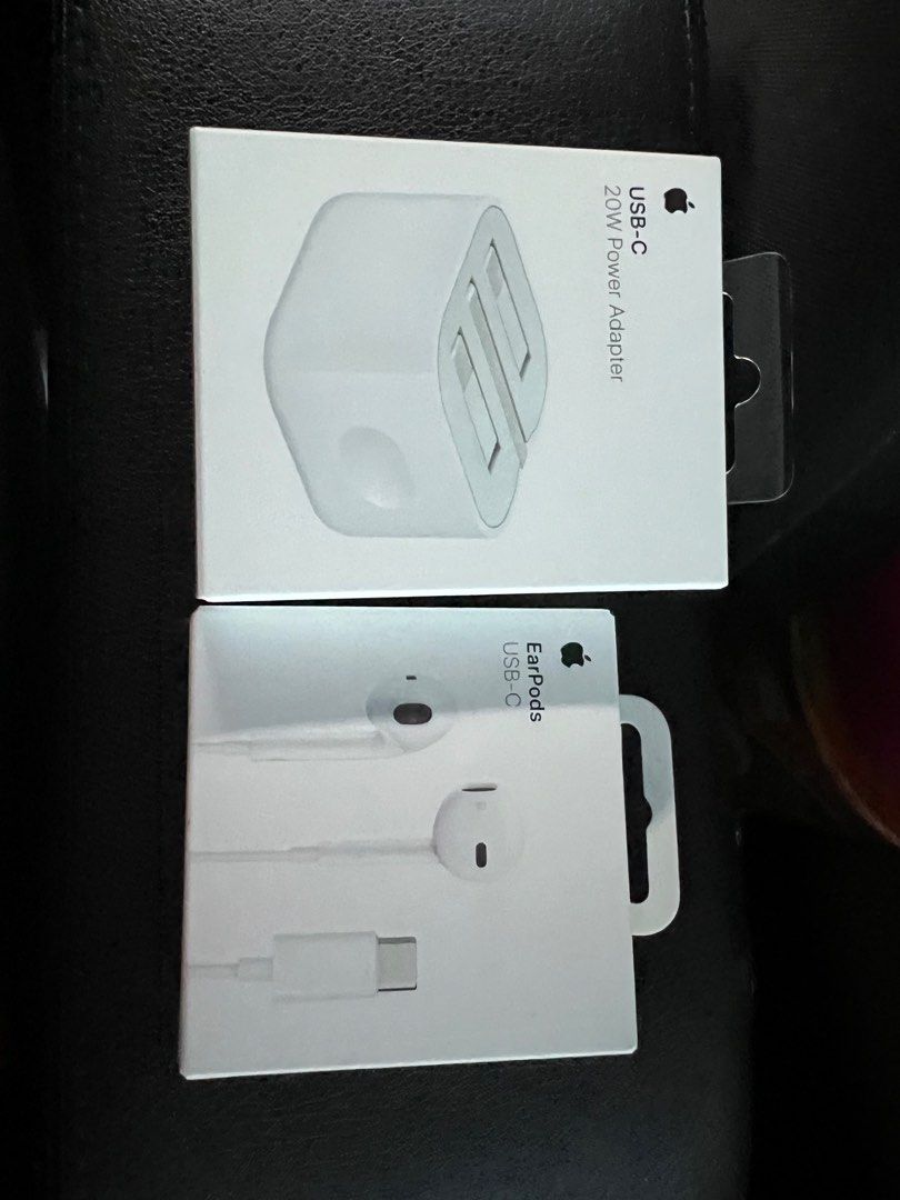 Earpods charger store
