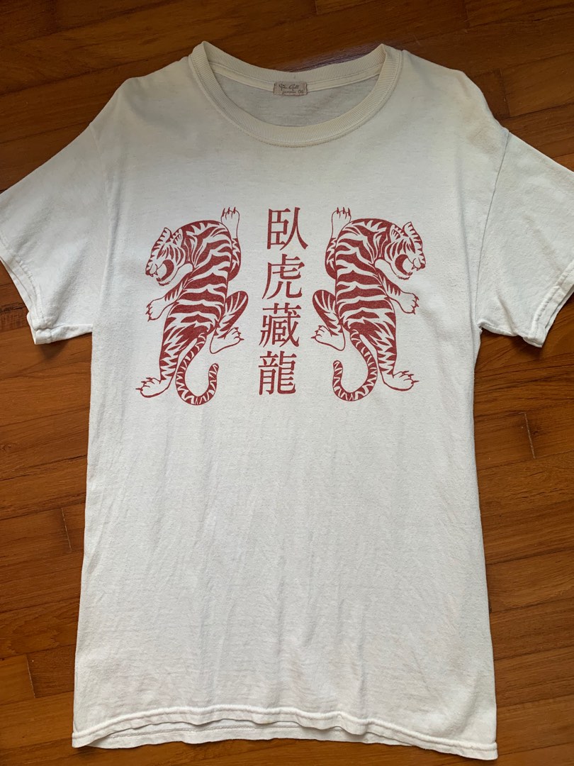 Brandy melville tiger shirt on sale