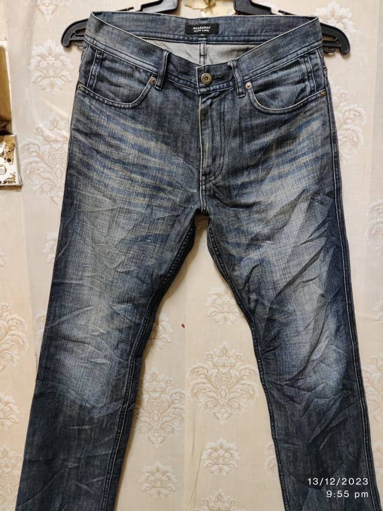 Burberry black label jeans on sale
