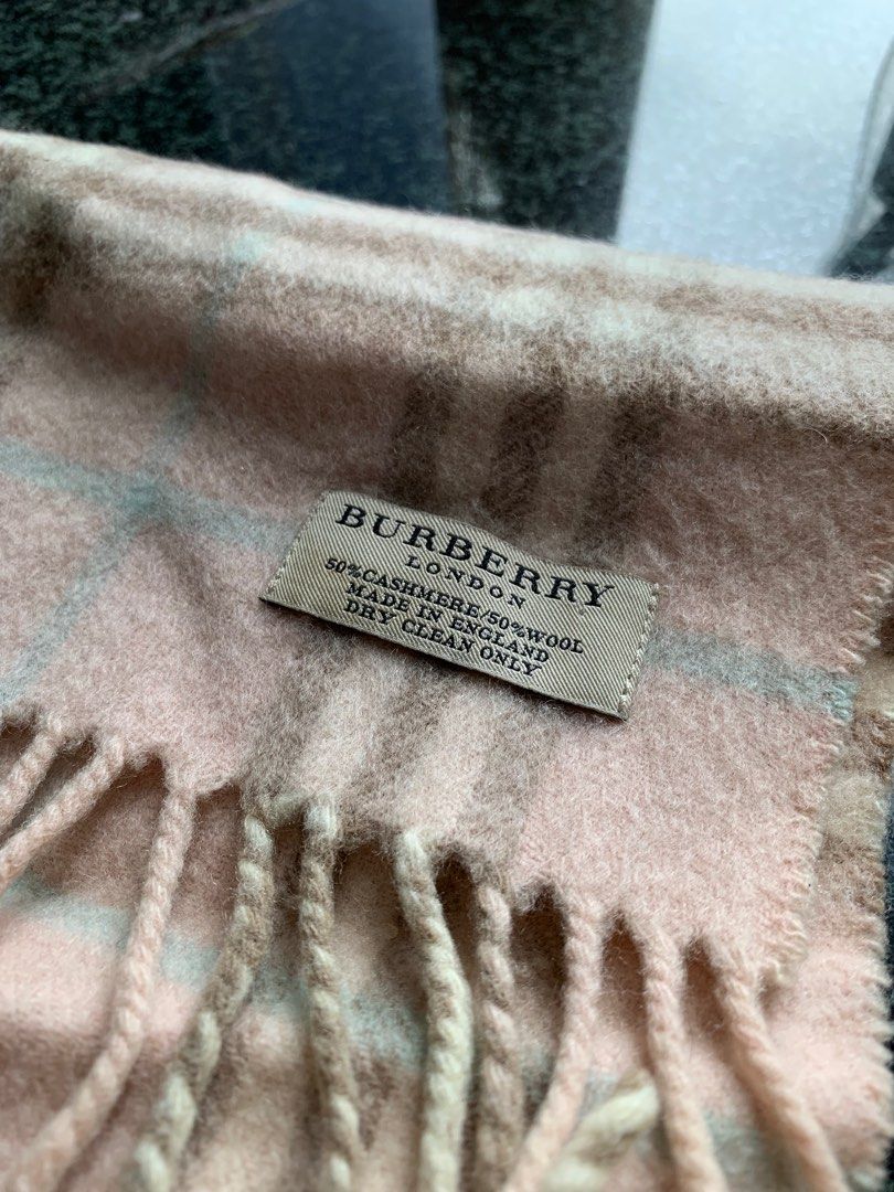 Burberry 50 cashmere 50 top wool scarf