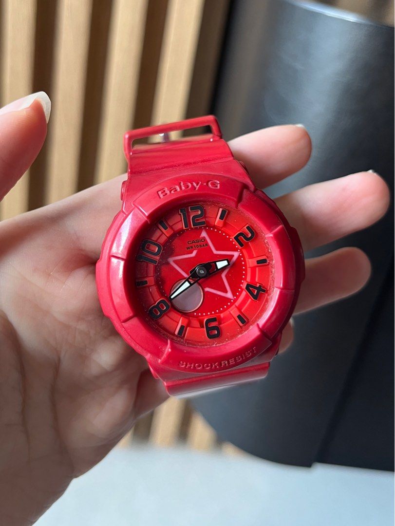 Casio baby G shock resist in red