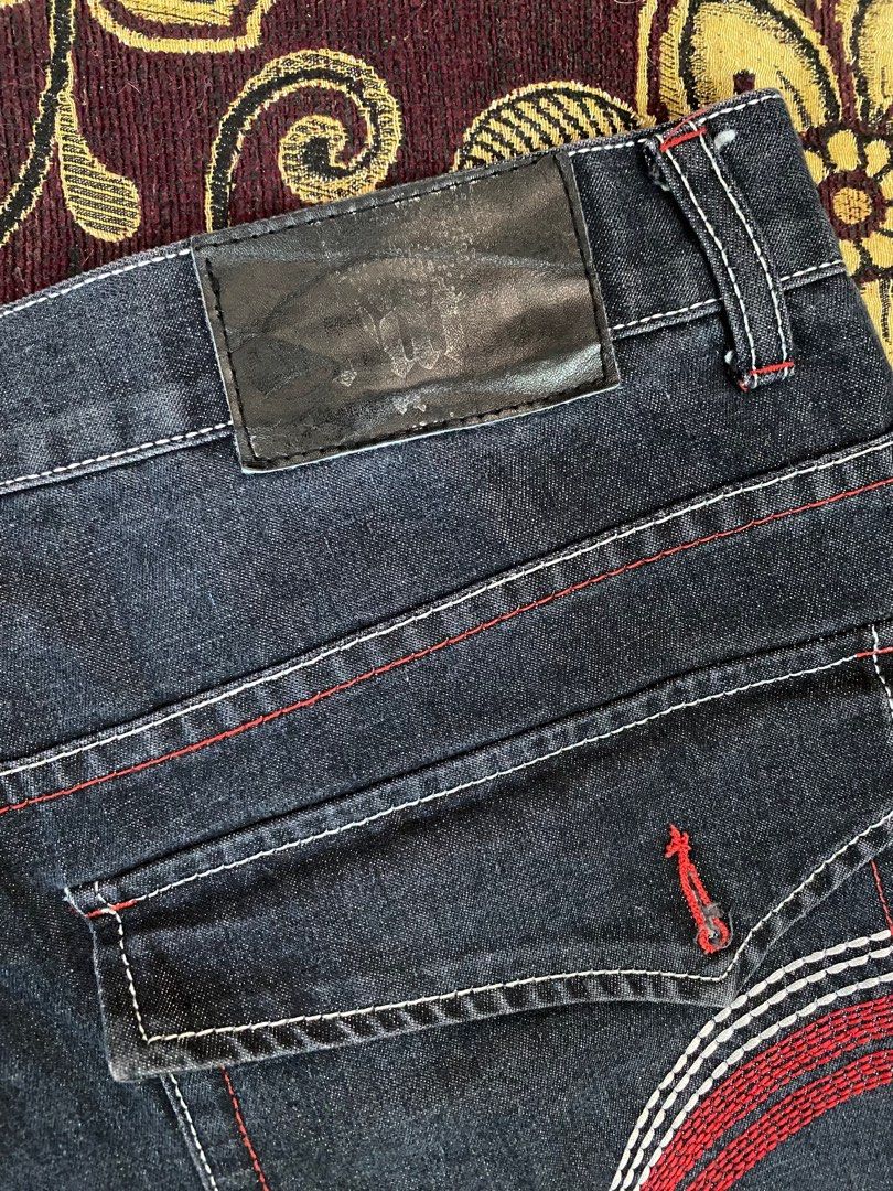 Chams store jeans company