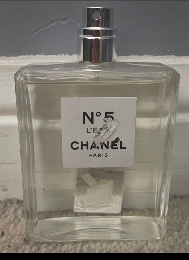 Chanel L’eau Woman Perfume Tester 100ml (Category: Fragrance) located in Brampton. Submitted by ___goldilocks (Listing ID 1271184624, Image 1). Description: For woman 100ml No cap Bottle has scratches .