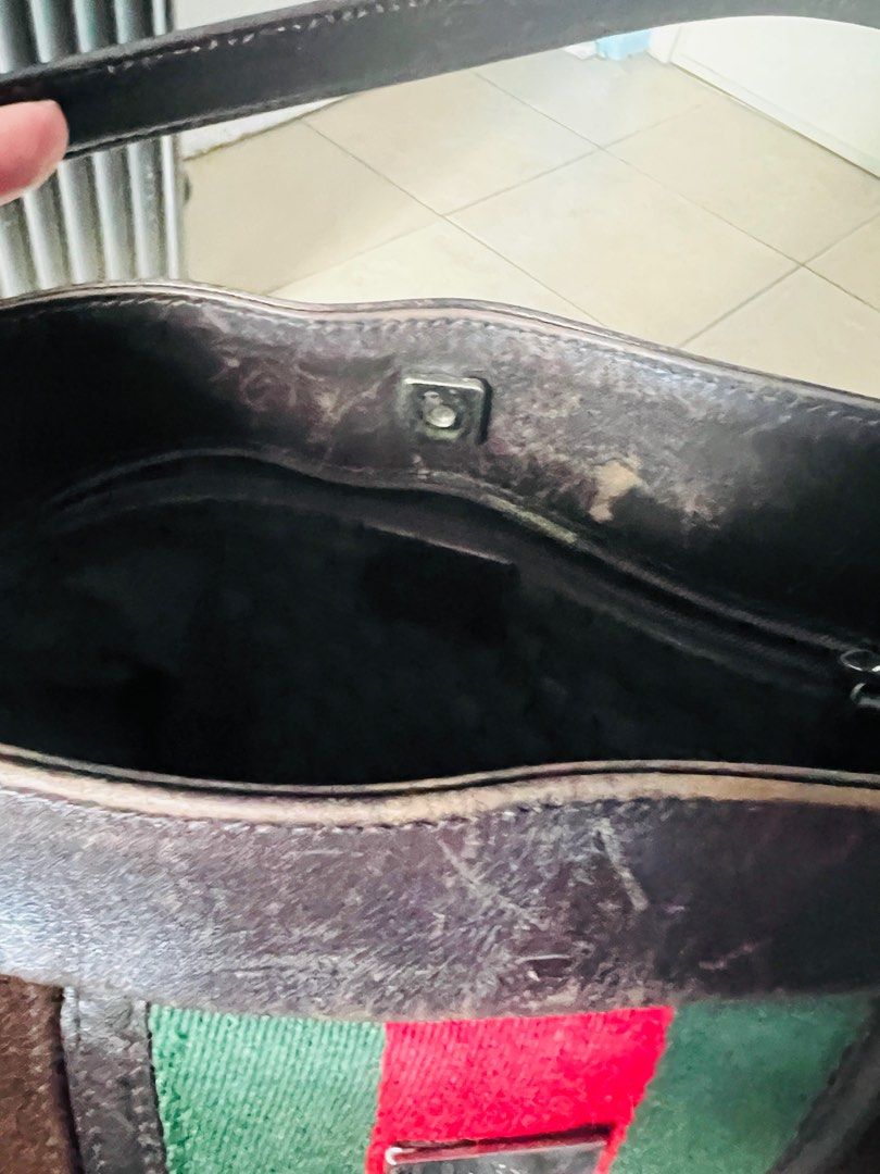 Cherry line vintage (Category: Luxury Bags & Wallets) located in Muntinlupa City. Submitted by sassygchanel (Listing ID 1271054731, Image 3). Description: Project bag Free watch .