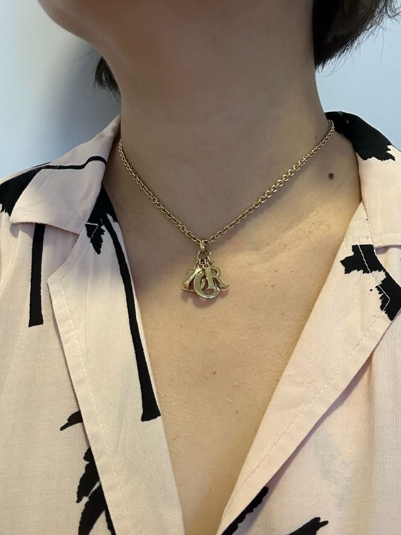 Christian dior gold sale necklace