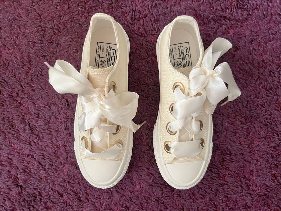 White ribbon sneakers outlet