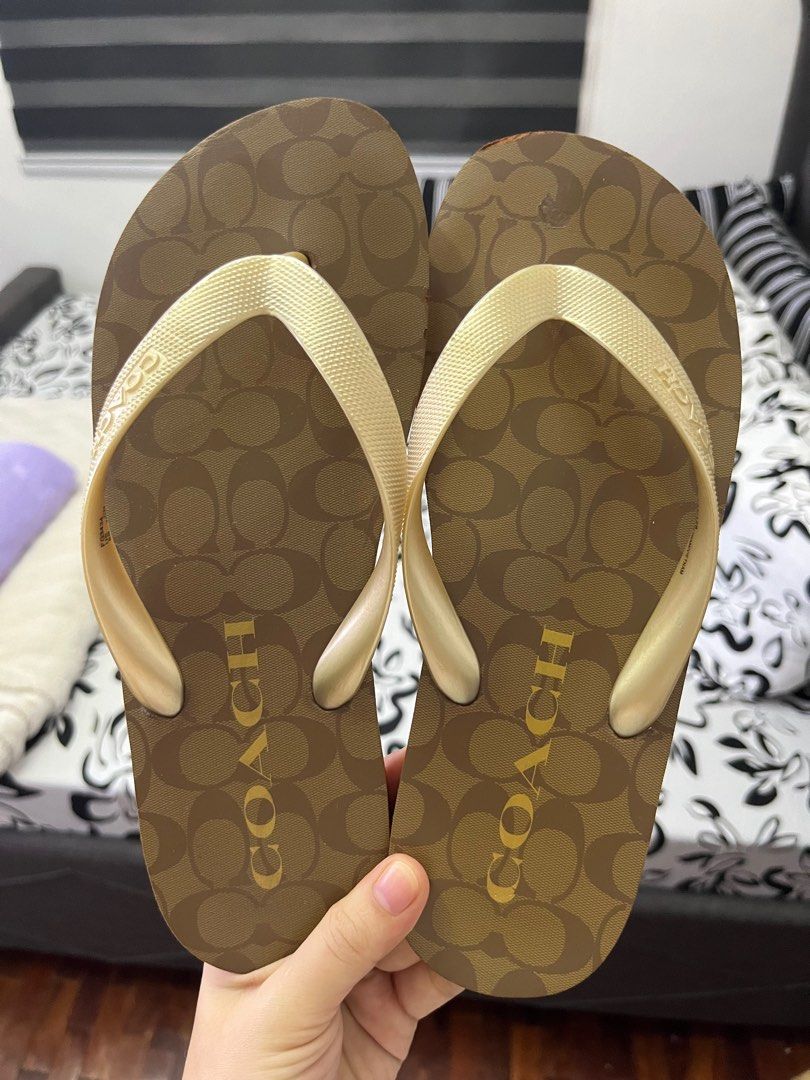Coach slippers top