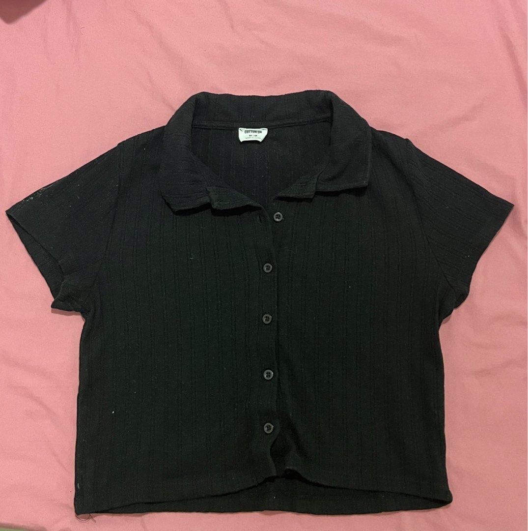black cropped button up shirt