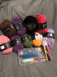 Crochet Set (hook and 4 ply harn)
