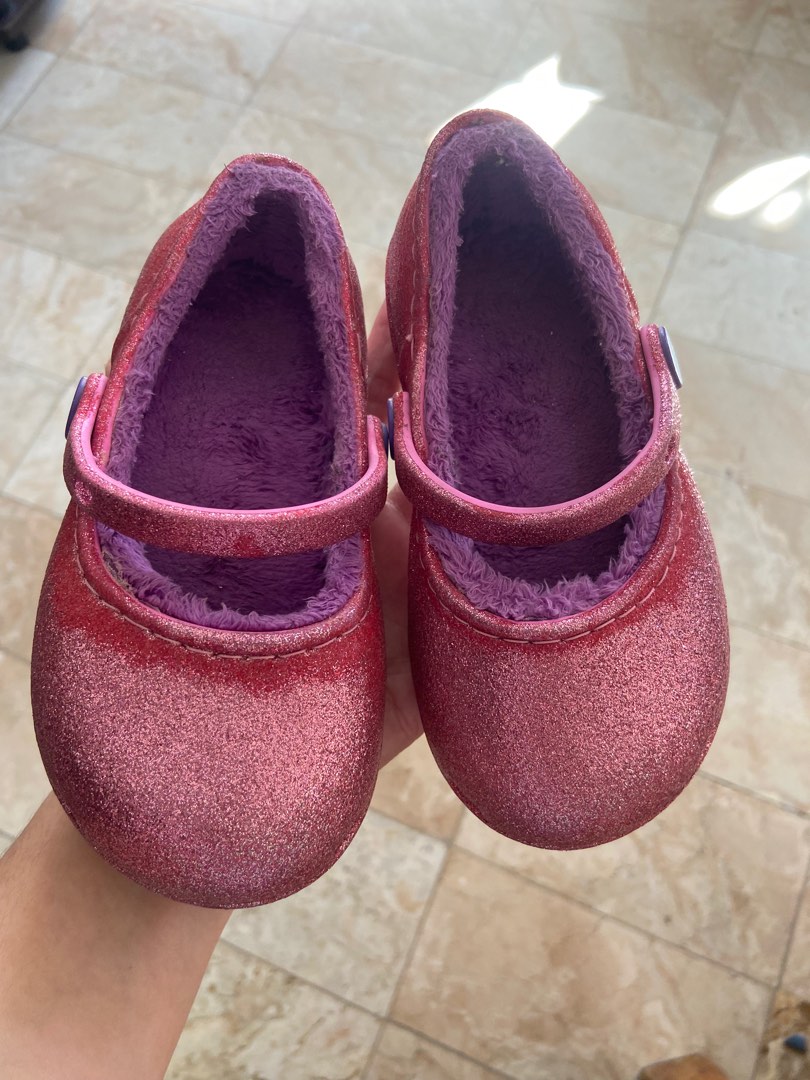 infant baby girl crocs