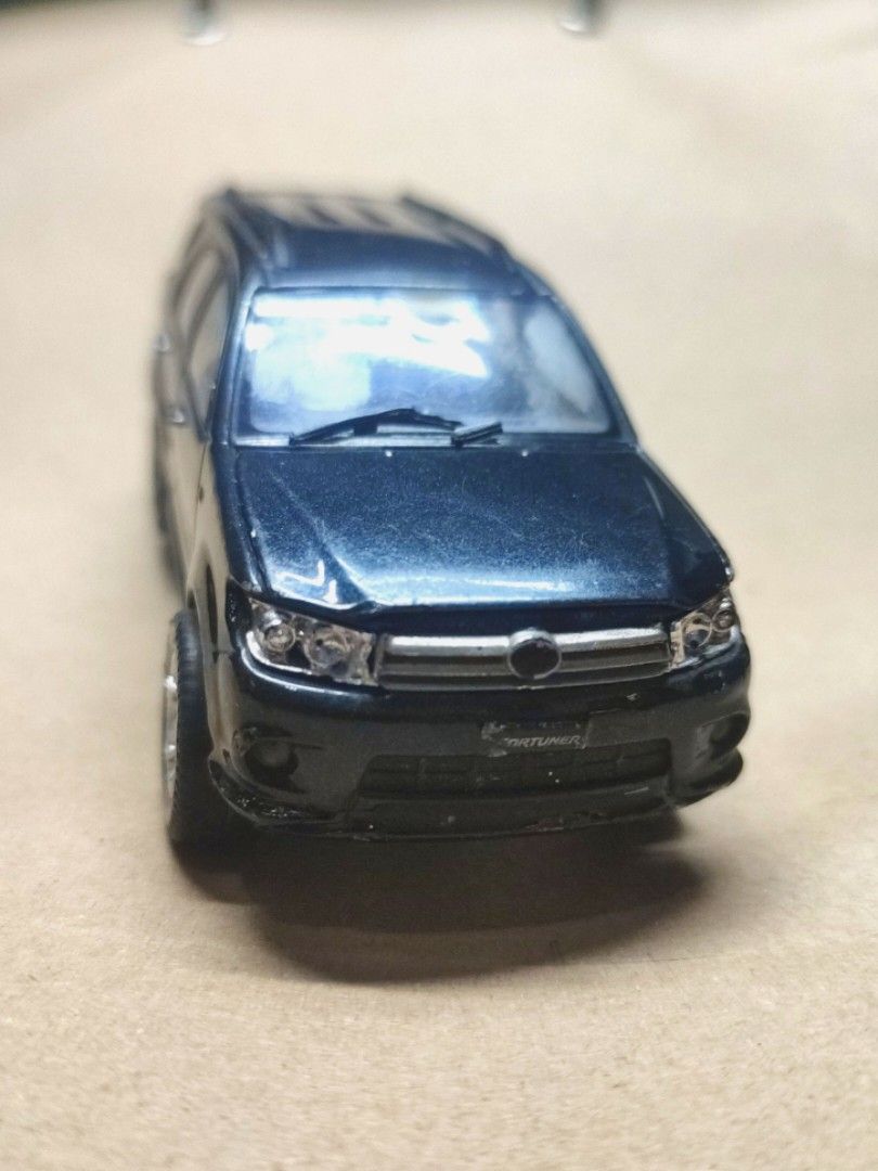 Diecast Toyota Fortuner Junk Toys Collectibles Mainan di Carousell