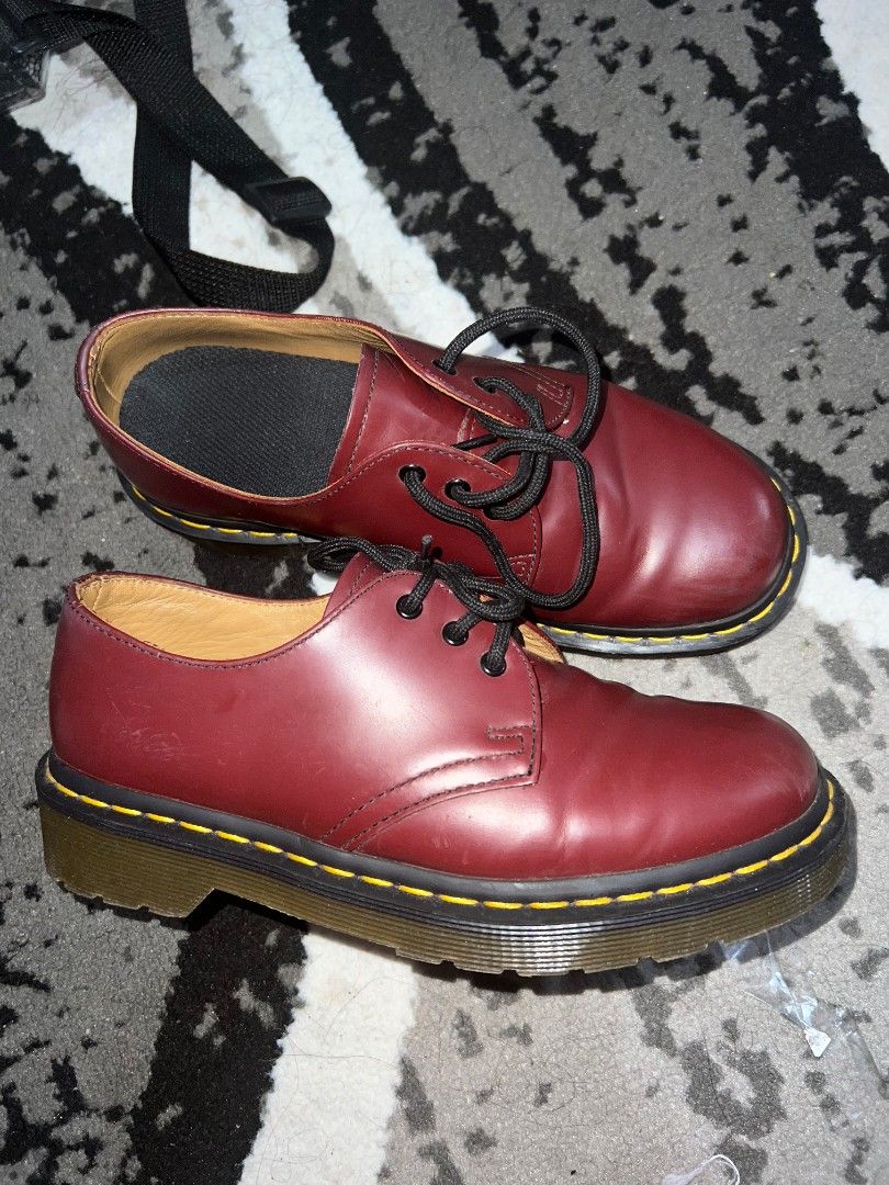 Docmart maroon clearance