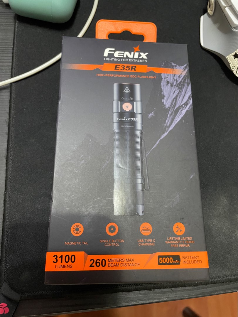 Lampe Torche LED Fenix E35R, Rechargeable USB-C, 3100 Lumens, Neuve