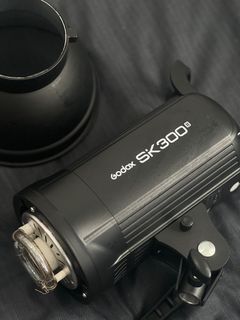 GODOX SK300II Strobe Light for Photo
