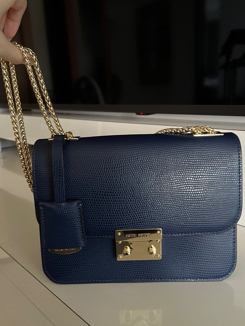 Henri bendel bag best sale strap