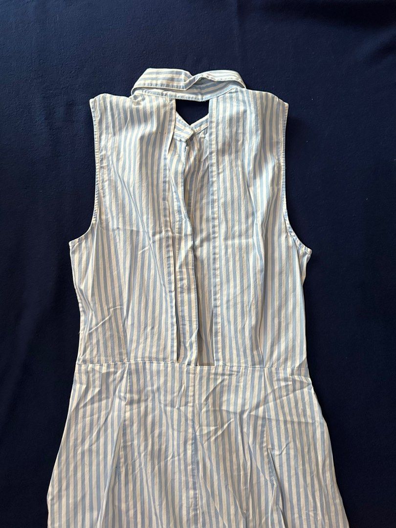 H&M Striped Dress (Category: Dresses) located in Taguig. Submitted by crnlarc (Listing ID 1271142481, Image 3). Description: Backless .