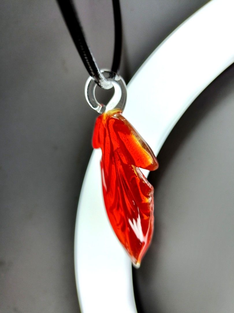 Glass choker outlet