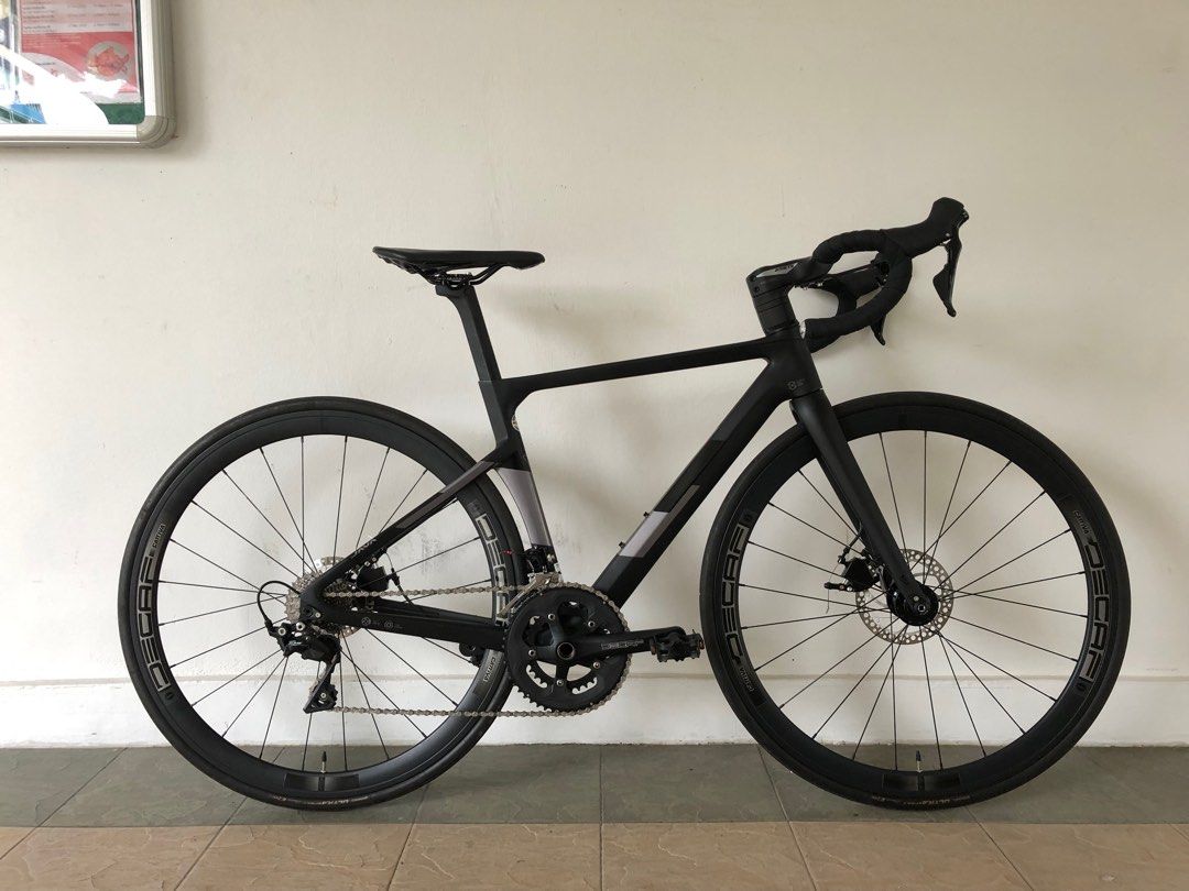 Java Vesuvio 105 Carbon Road Bike, Sports Equipment, Bicycles & Parts ...