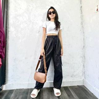 (Kategori: ) berada di . Dikirim oleh liestuff (ID iklan 1271076215, Gambar 1). Deskripsi: .