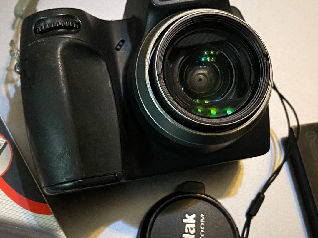 Kodak EasyShare DX6490 4 Mpx - Zoom Optique 10x - Pour Pièces / Non Testé (sans Station)