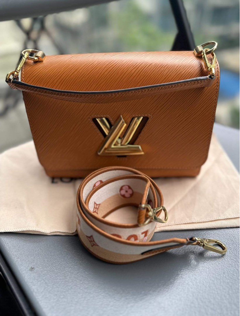 Louis vuitton twist hotsell mm beige