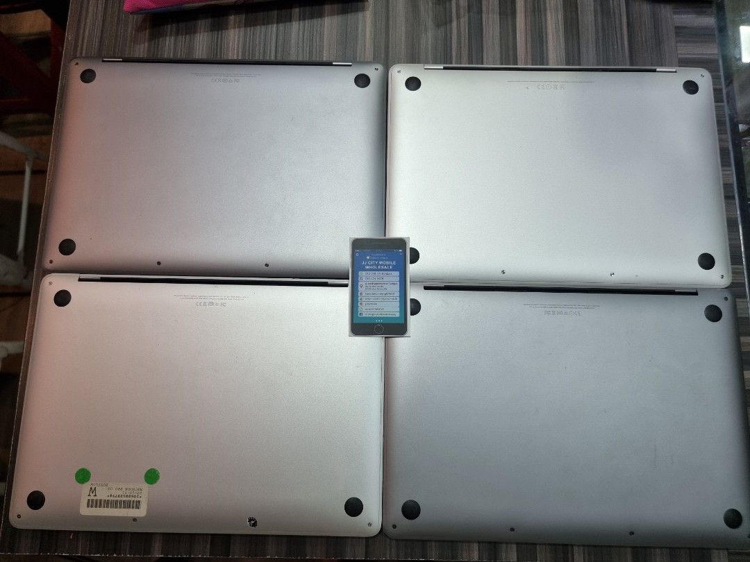 Apple MacBook Pro (2017) 13" Space Grey (MPXV2FN/A) - MacBook