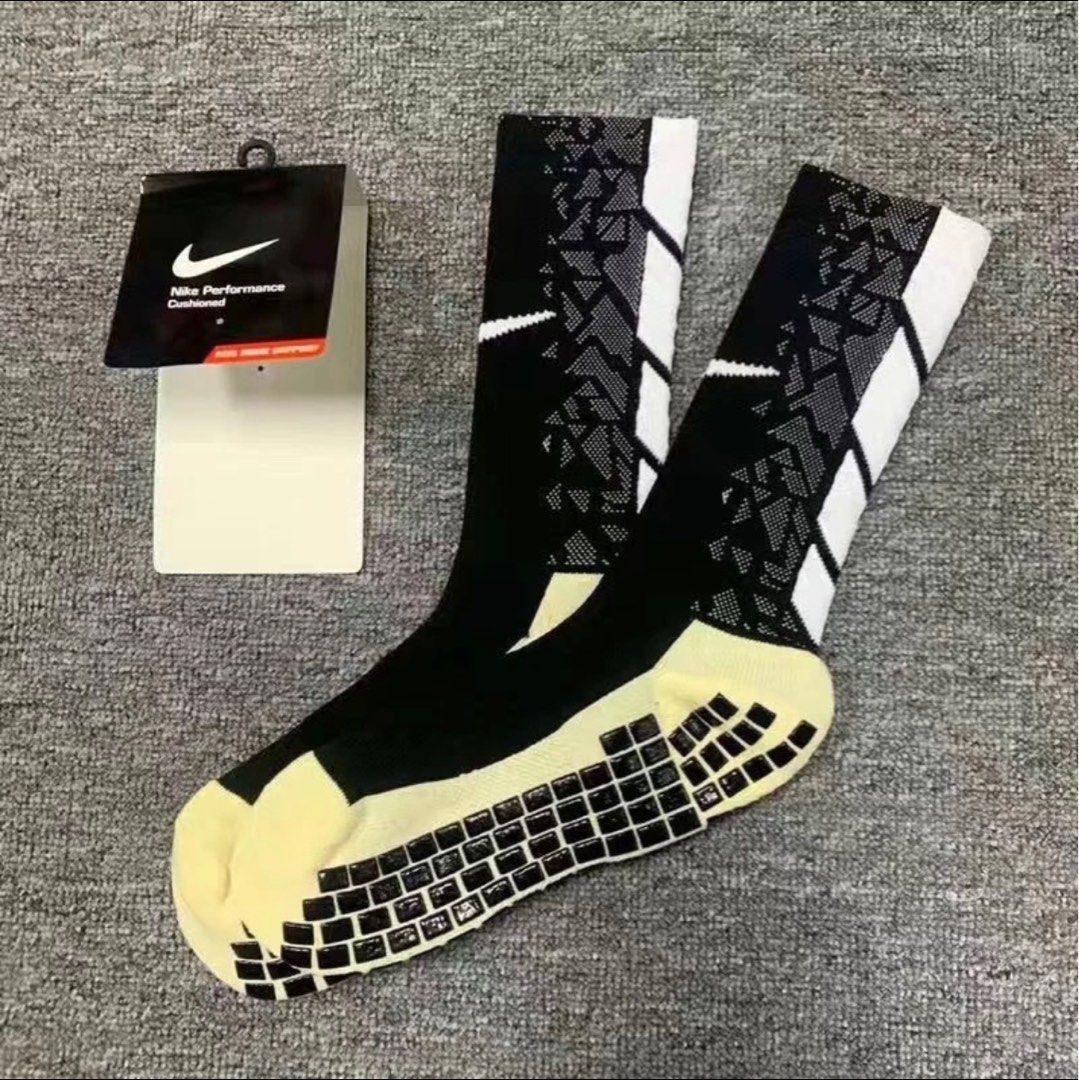 Mens anti slip clearance socks
