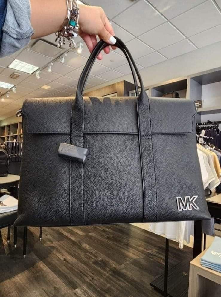 Michael Kors Cooper Pebbled Leather Briefcase (Category: Laptop Bags & Sleeves) located in Mabalacat. Submitted by maiyasluxurybagshoppe (Listing ID 1271064715, Image 3). Description: .