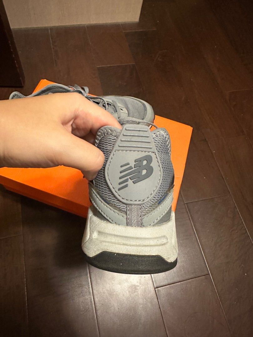 New balance MSXRCHTT X-RACER 反光D楦藍灰abzorb 25.5cm, 他的時尚, 鞋類, 休閒鞋、涼鞋在旋轉拍賣