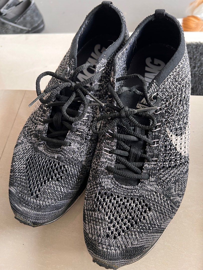 Nike flyknit Racer Oreo
