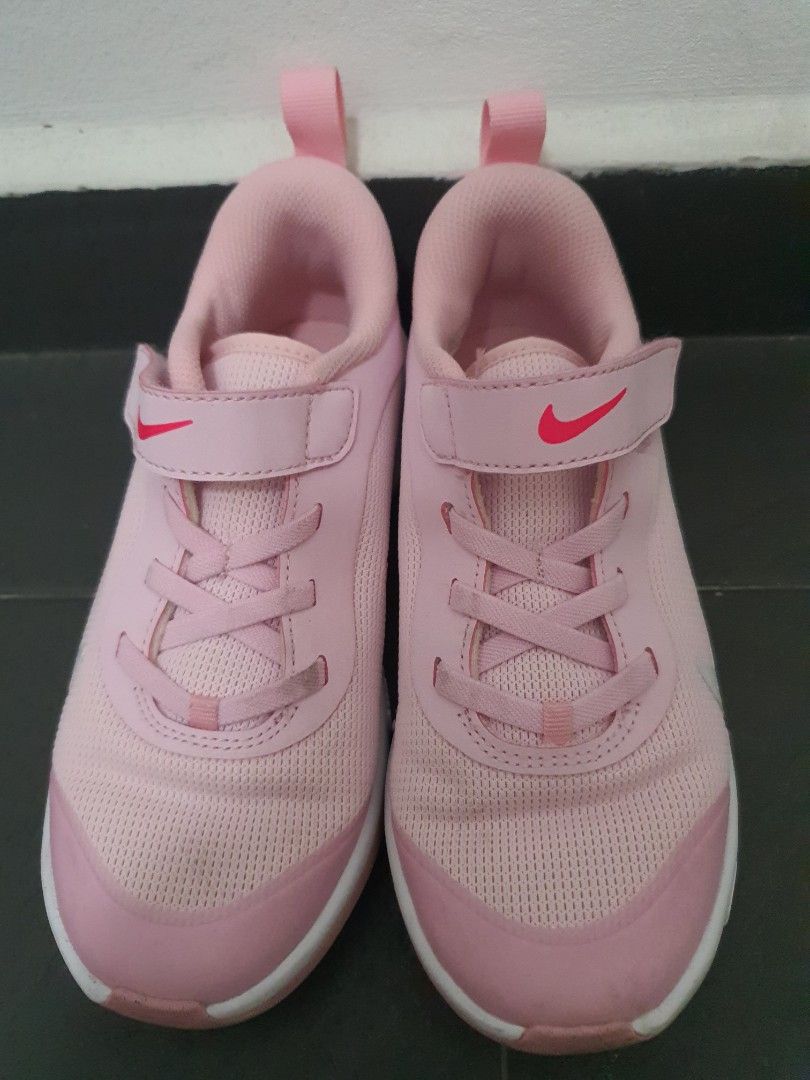 White nike girl cheap shoes