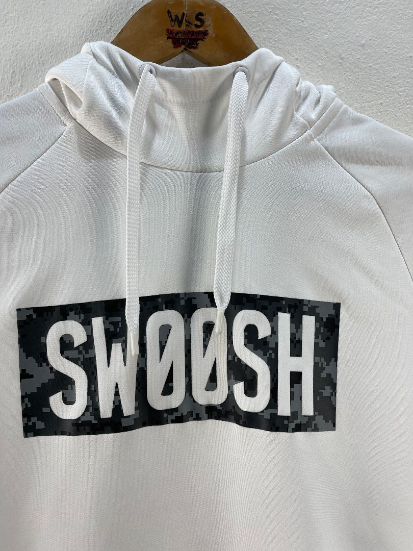 Nike therma shop bar swoosh hoodie