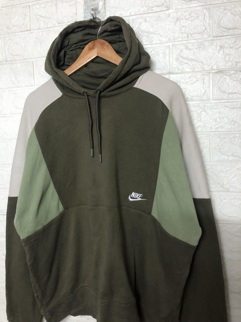 Nike tri color hoodie 2025