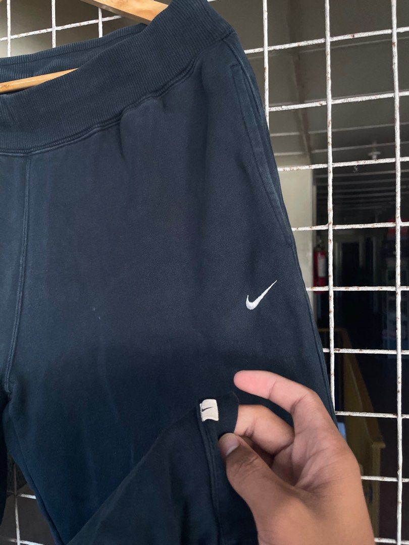 Nike vintage outlet sweatpants