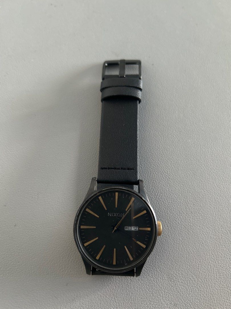 Nixon sentry cheap leather 42mm