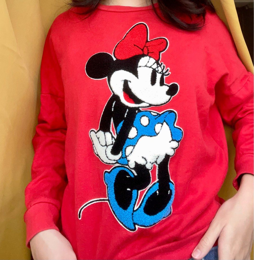 Red on sale disney sweater