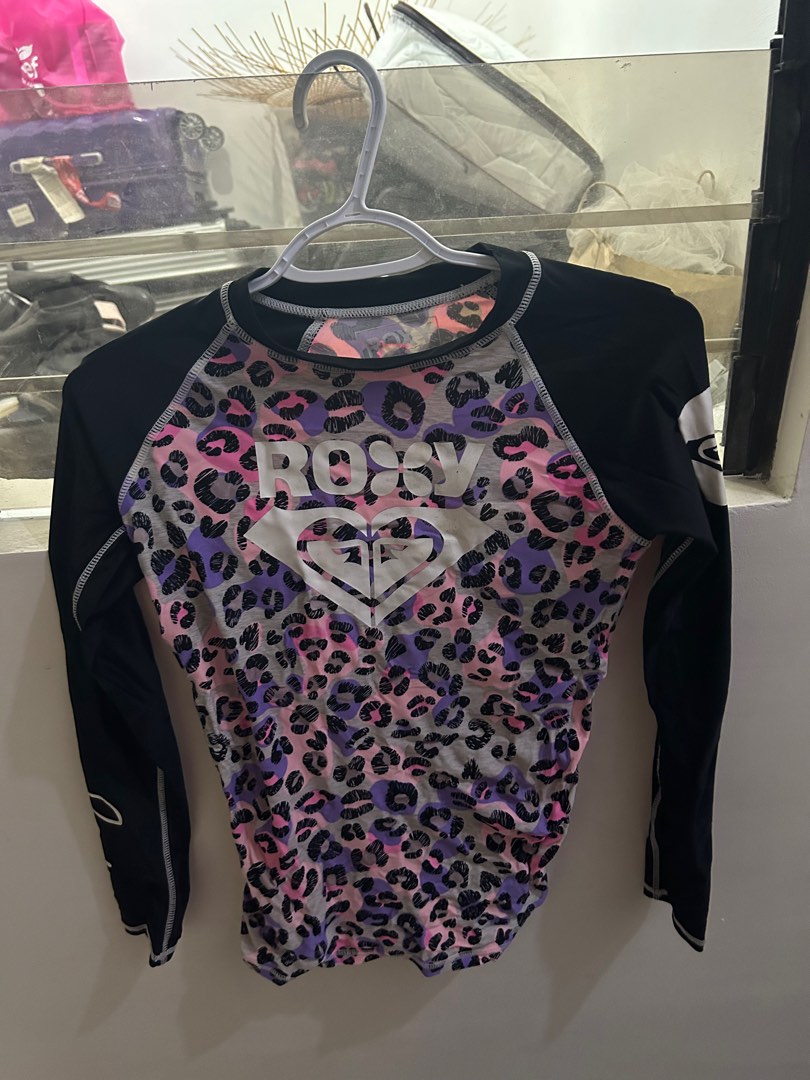 Original Roxy Rash Guard, Women's Fashion, Swimwear, Rash guard on ...