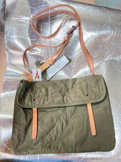 （分類：）位於 。 由 852hkk 提交（商品編號 1271047261，圖片 1）。簡介： 。