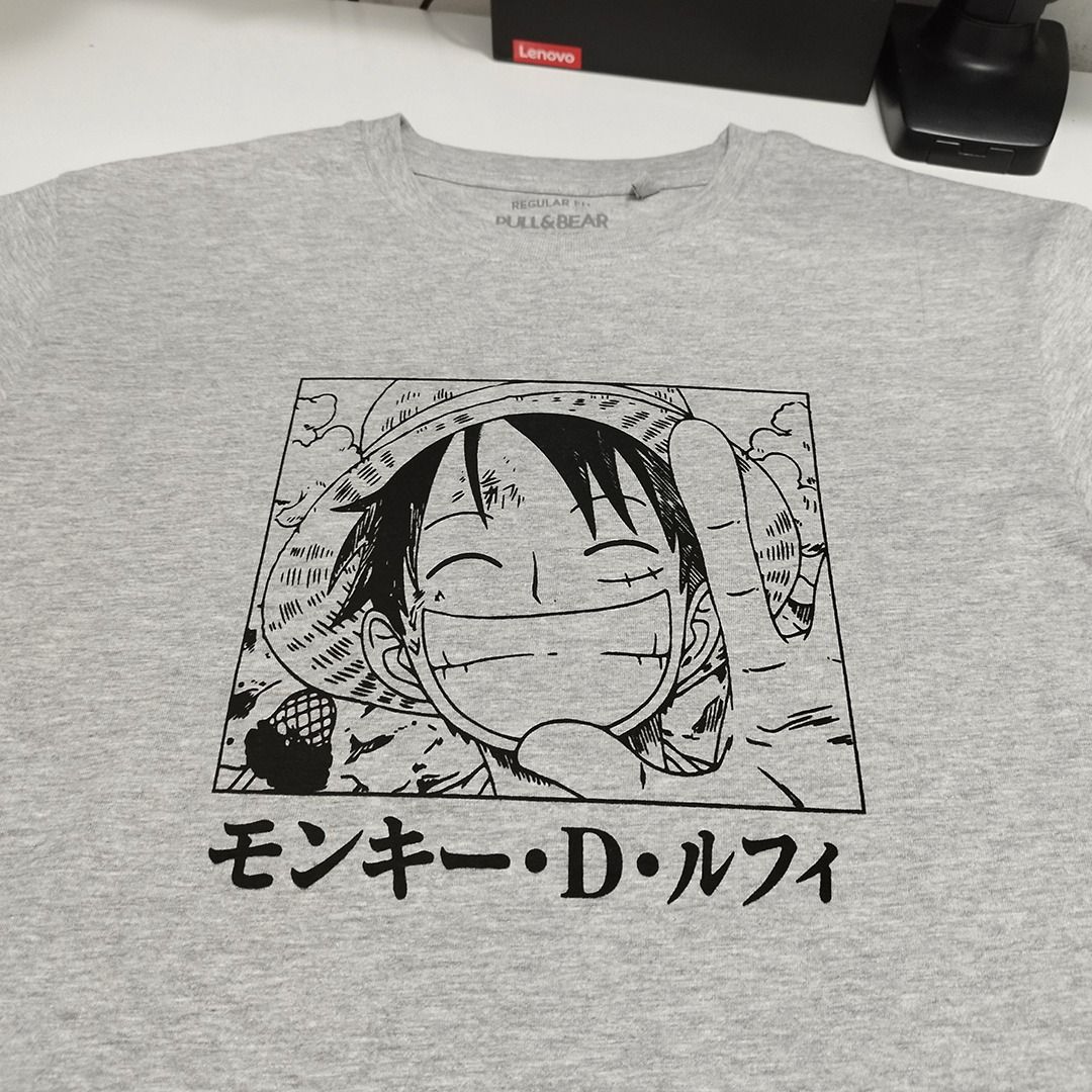 One Piece - Monkey D. Luffy - Pull&Bear Anime T-shirt - Large, Men's ...