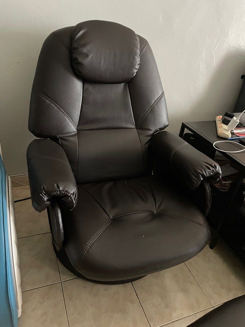 Staples bilford on sale leather chair