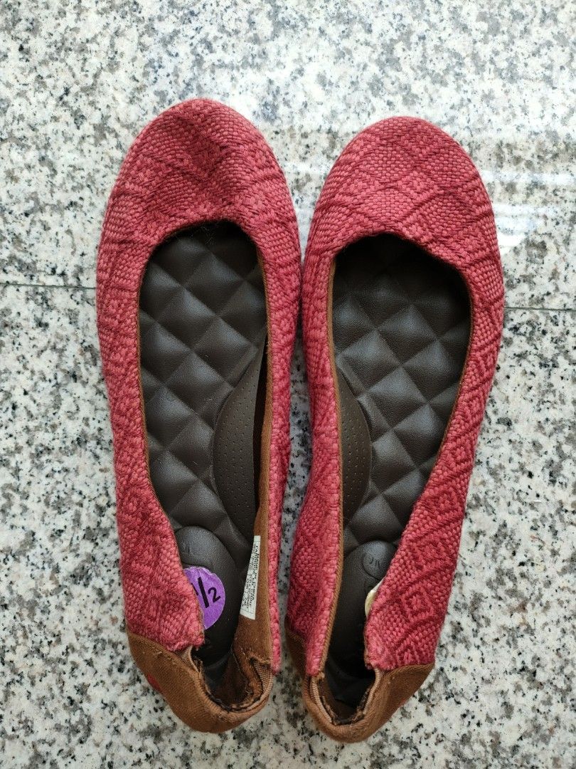 Reef red clearance flip flops