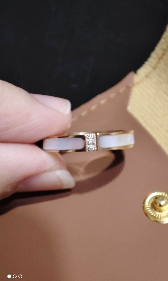 Rose gold Mother of pearl ring size 18 Women s Fashion Jewelry
