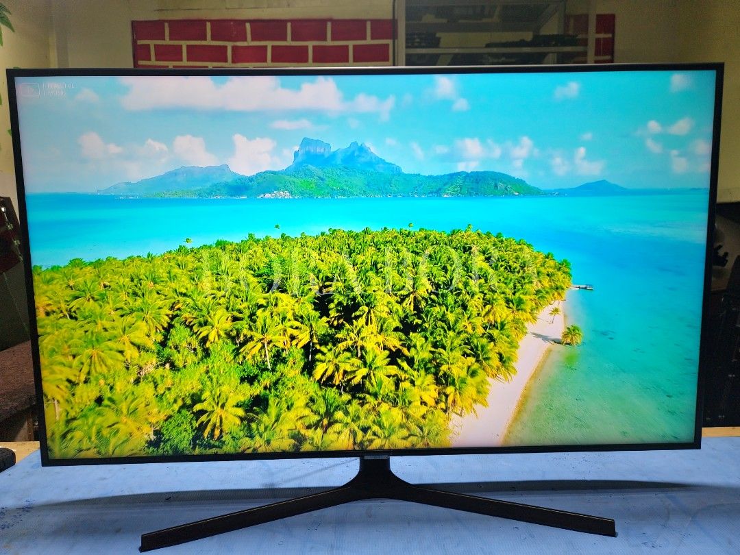 Samsung 55"inch 7 series 4k smart tv, TV & Home Appliances, TV