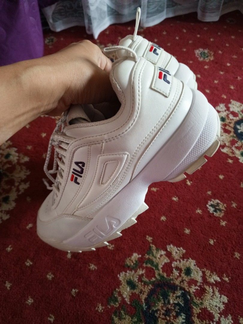 Sepatu ori Fila UK 37 insol 23 5 Fesyen Wanita Sepatu di Carousell