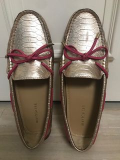 (Category: ) located in . Submitted by frenchforwool (Listing ID 1271132334, Image 1). Description: .
