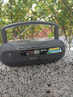 由 s122402808 (刊登 ID 1271027690，圖片 1) 提交，位於 的 (類別：)，說明：。